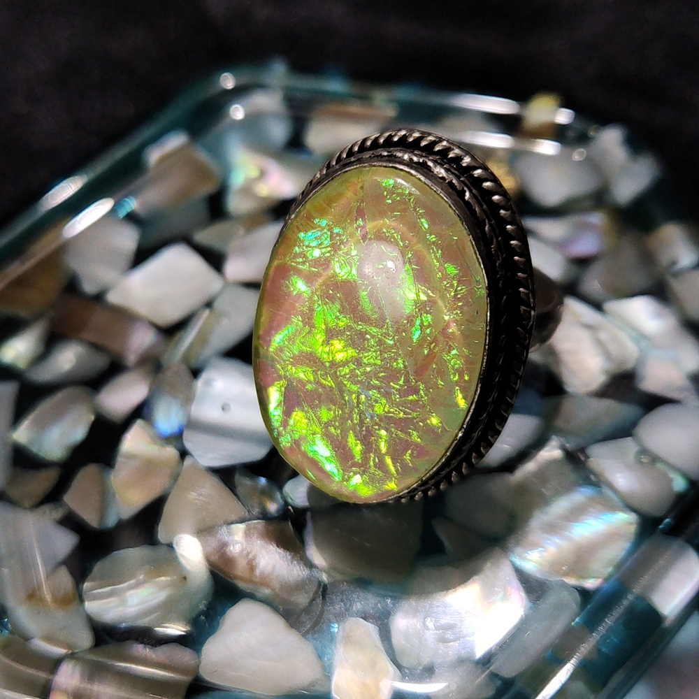 Size 7 1/2, Elegant Opal Ring with Silver Band